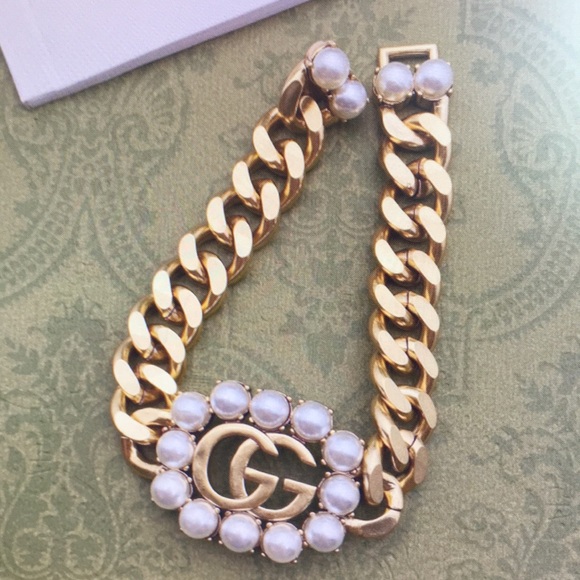 Gucci Gold-Tone GG Pearl Link Necklace - Women - Picture 4 of 4